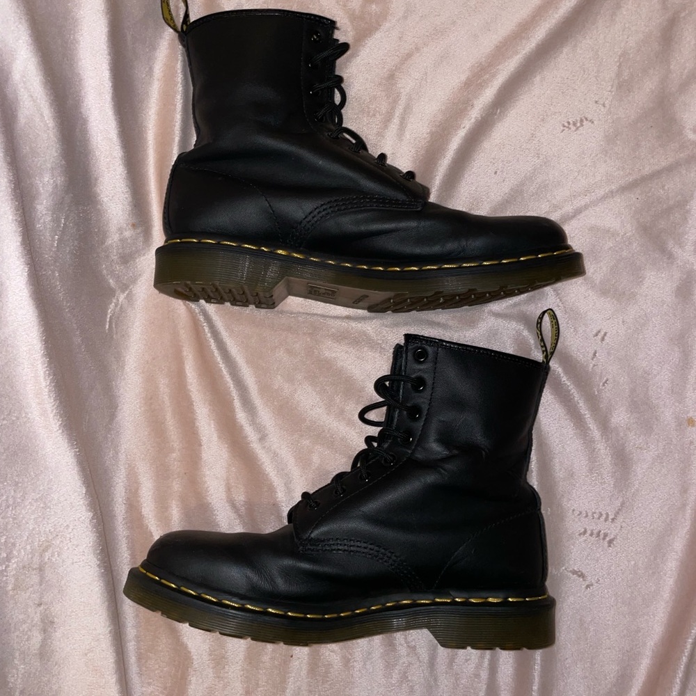 Dr. Martens Black Leather Rose Embroidered 8 Hole… - image 3